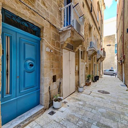 Sally Port 32 Valeta Exterior foto