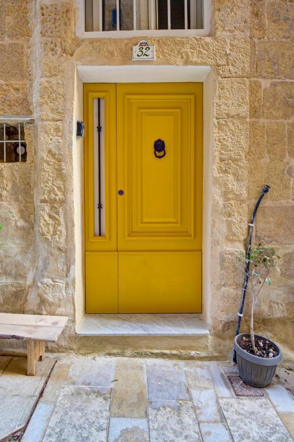 Sally Port 32 Valeta Exterior foto